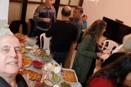 הרצאה בחוג בית ברמת גן
